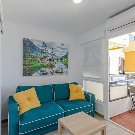 Apartamento Aloha Playa With Sea Views In Front Of The
