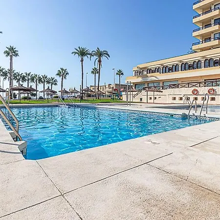 Aloha Playa With Sea Views In Front Of The Lejlighed