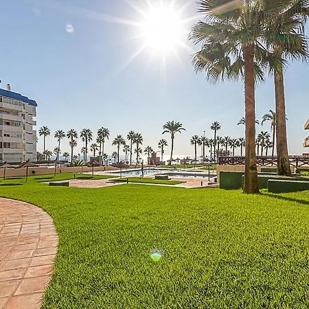 Aloha Playa With Sea Views In Front Of The
